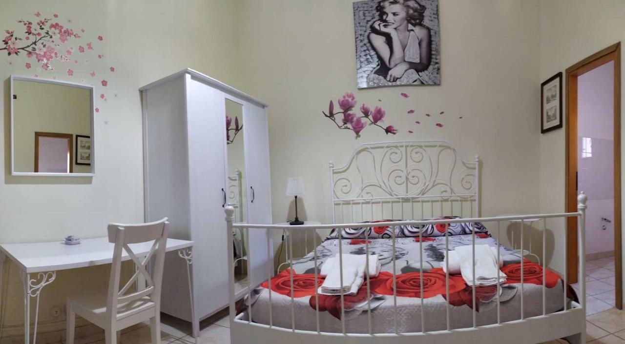 I Cappuccini Rooms 卡塔尼亚 外观 照片