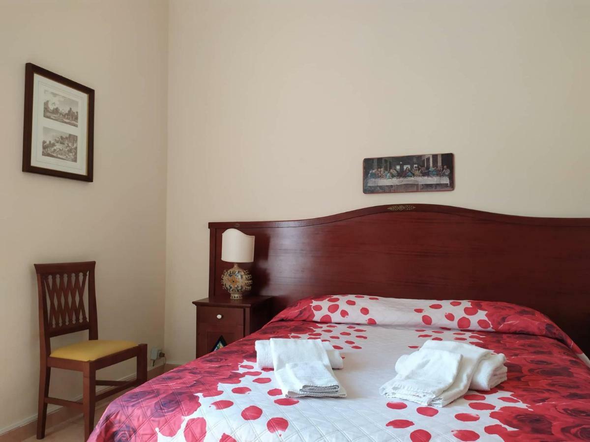 I Cappuccini Rooms 卡塔尼亚 外观 照片